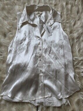 L'AGENCE Ivory Sleeveless Blouse  Silk Has Stain